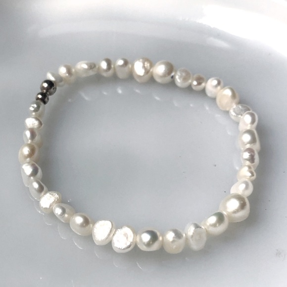 🔥4/20 genuine freshwater pearl bracelet - Picture 1 of 1